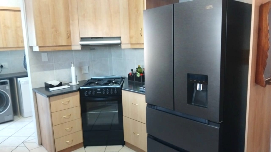 3 Bedroom Property for Sale in Country Club Western Cape